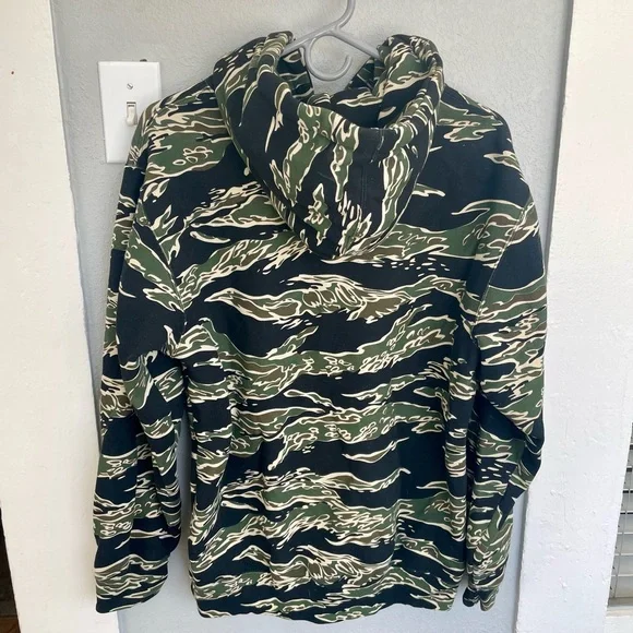 Independent Trading Co. Tiger Camo Hoodie - Picture 7 of 7